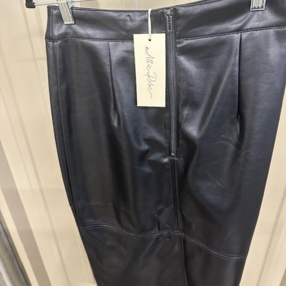 Women's Leather Skirt